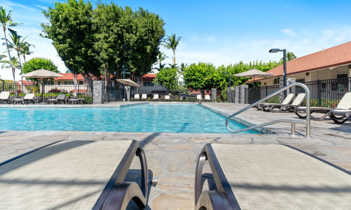 Photo of Outdoor in Kahaluu Bay