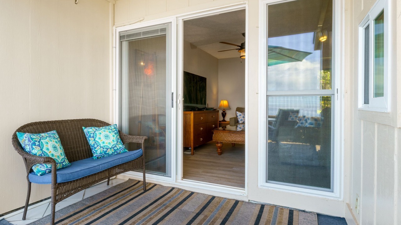 Photo of Others in Kahaluu Bay