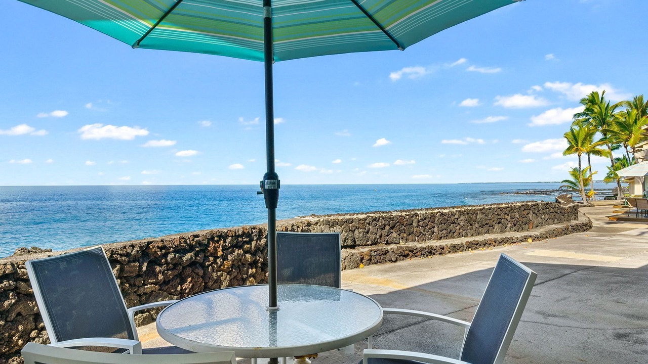 Photo of Outdoor in Kahaluu Bay