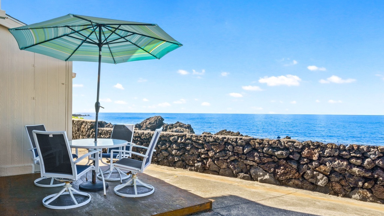 Photo of Outdoor in Kahaluu Bay