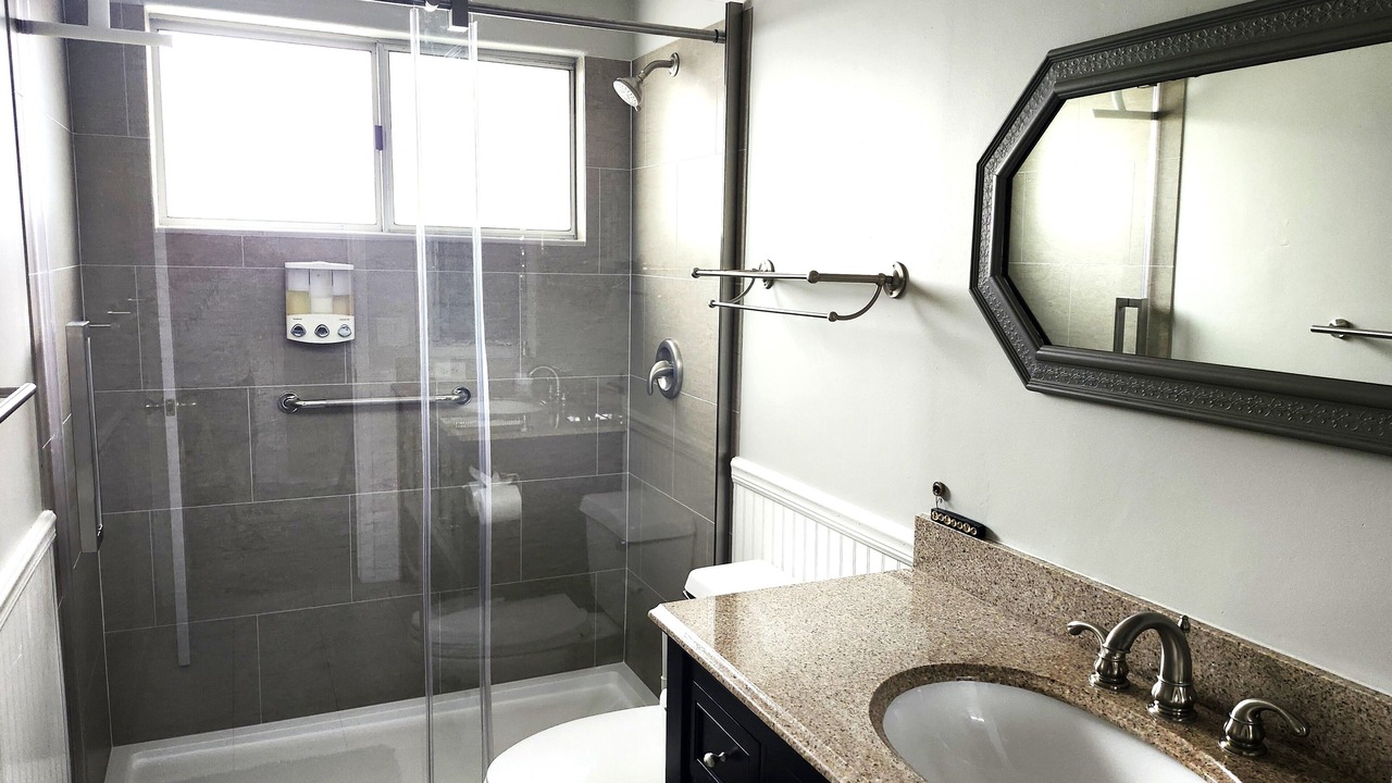 Photo of Bathroom in Pivotal Peoria Center