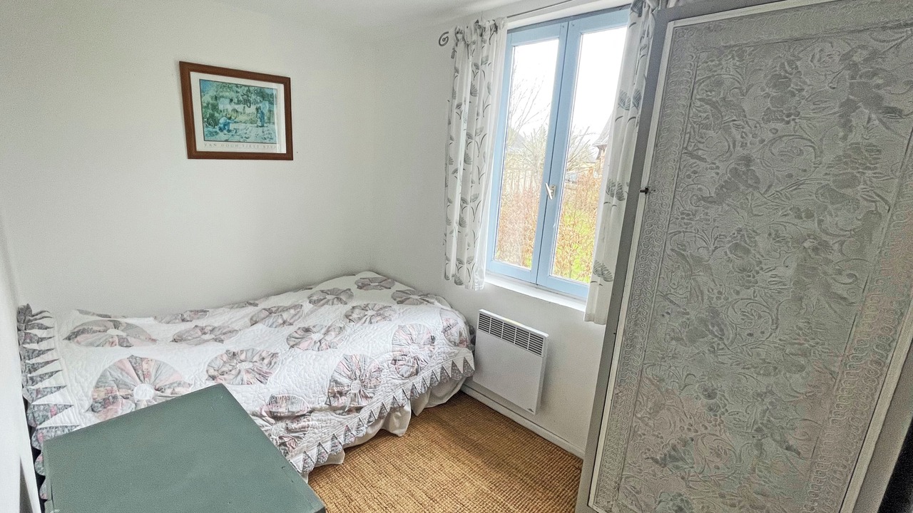 Photo of Bedroom in Avernes-Saint-Gourgon