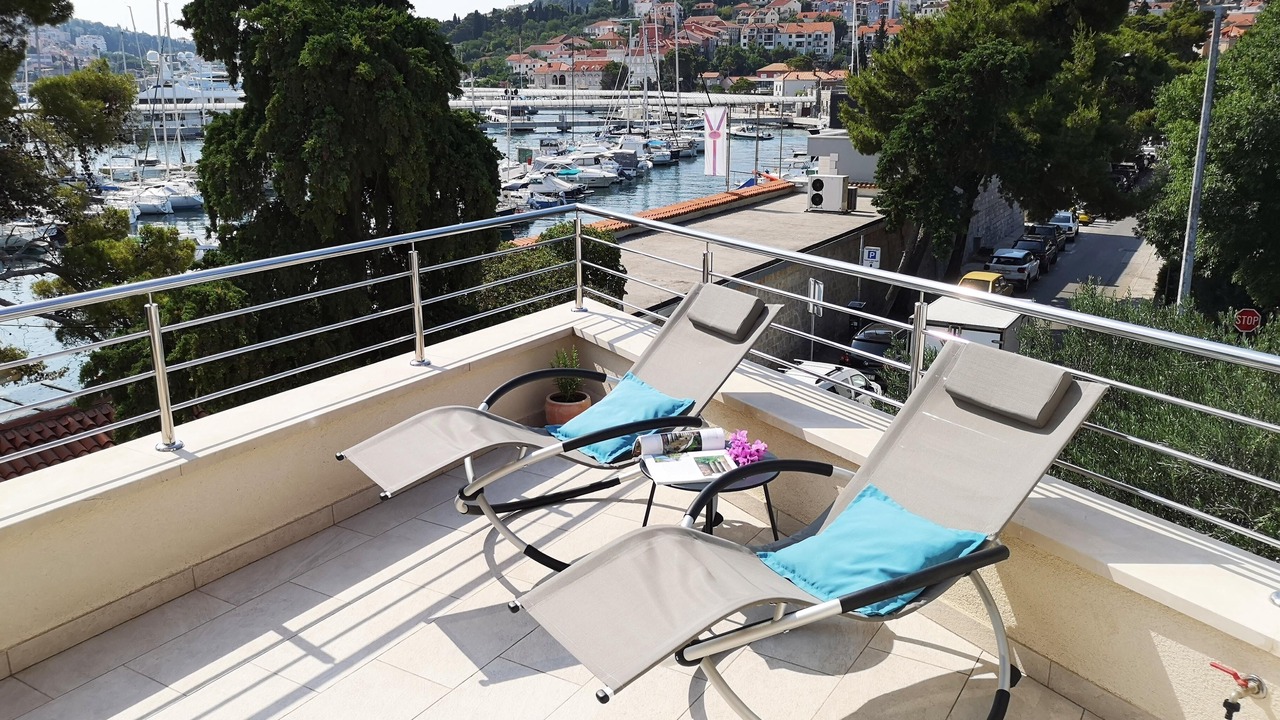 Photo of Patio Balcony in Babin Kuk