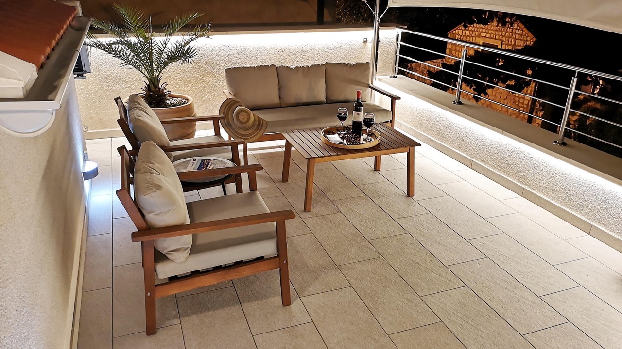 Photo of Patio Balcony in Babin Kuk