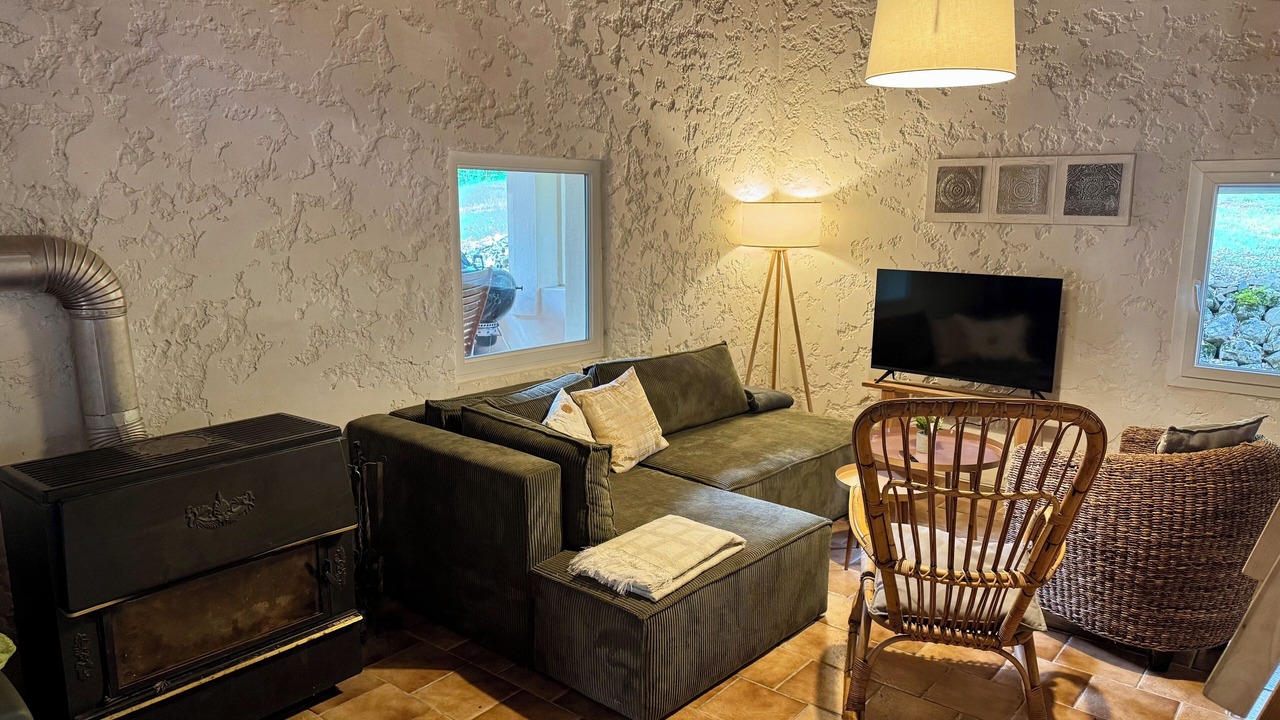 Photo of Livingroom in Sampzon