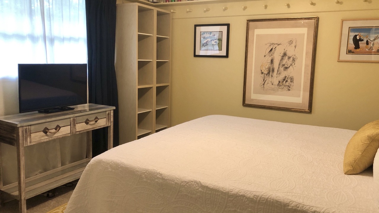Photo of Bedroom in Memorial Northwest