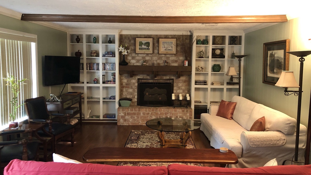 Photo of Bedroom in Memorial Northwest