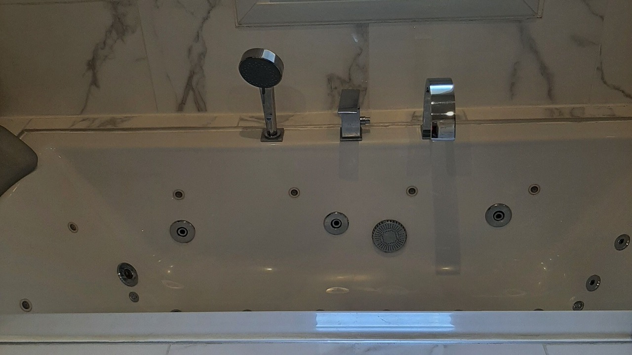 Photo of Bathroom in Couronne Urbaine