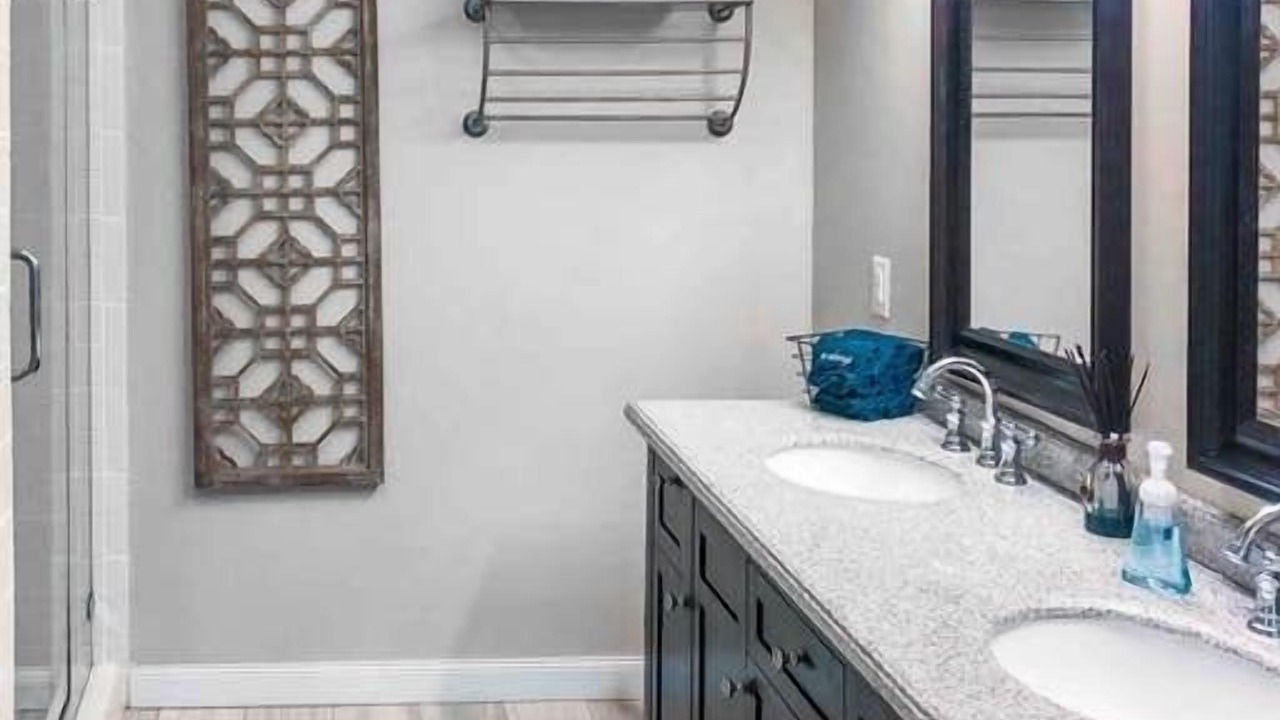 Photo of Bathroom in Grove