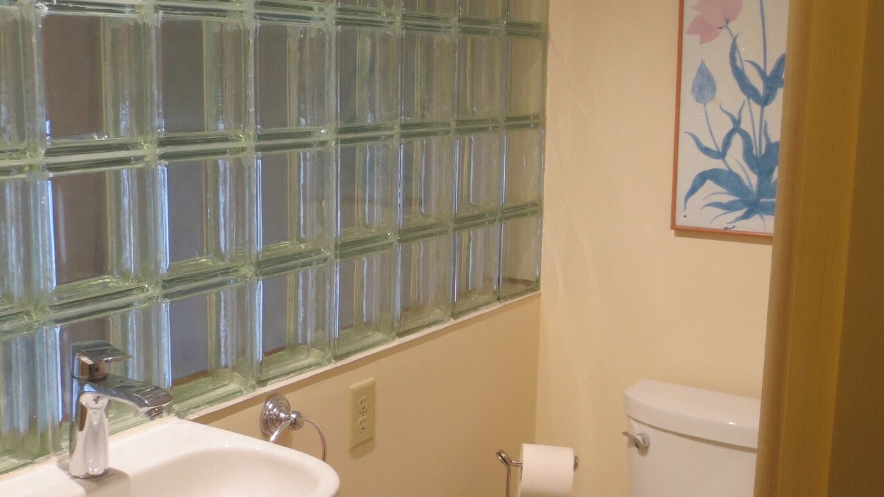 Photo of Bathroom in Warren