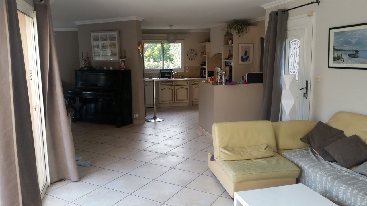 Photo of Livingroom in Rochefort-du-Gard