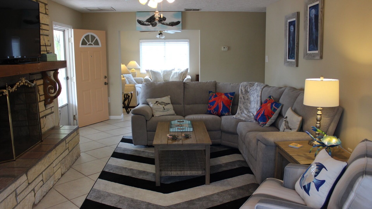 Photo of Livingroom in Driftwood Isles