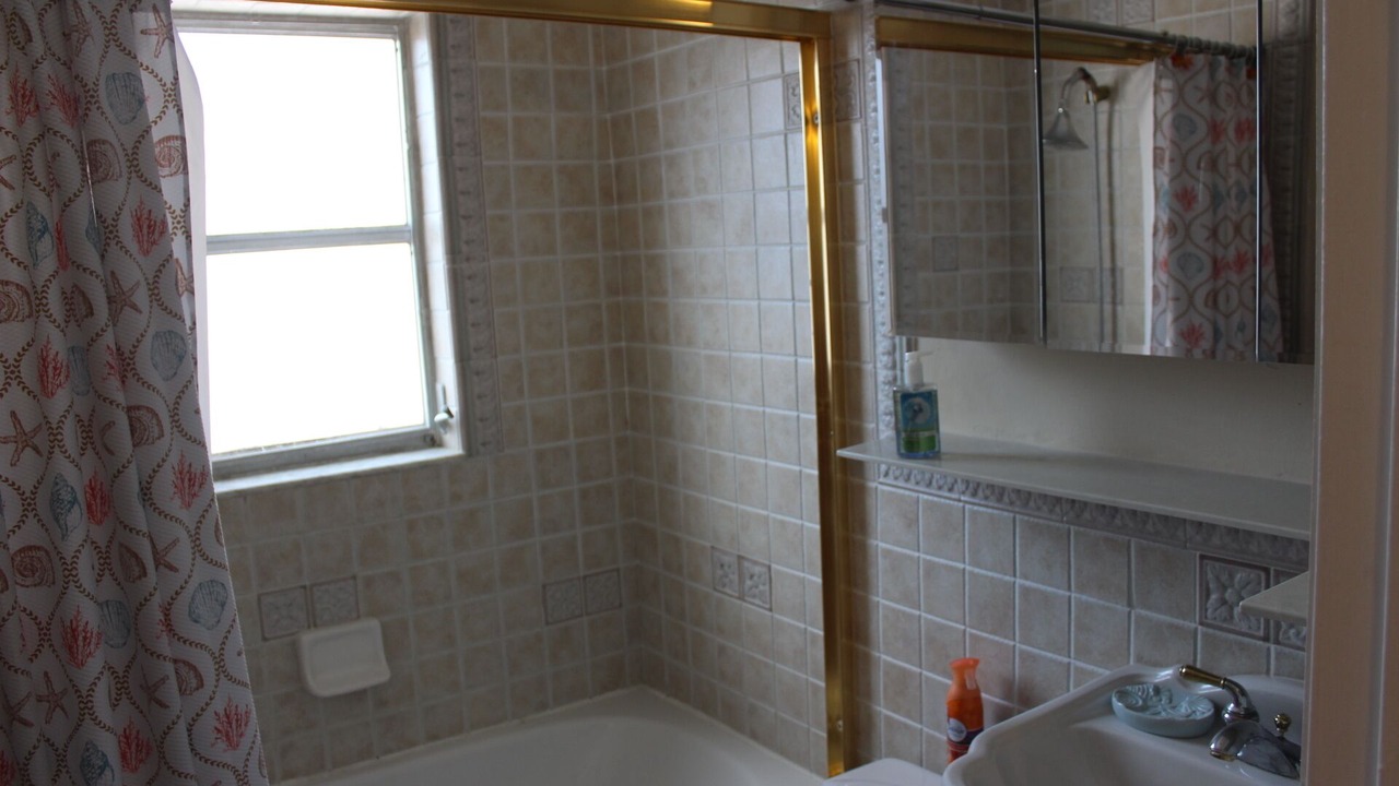Photo of Bathroom in Driftwood Isles