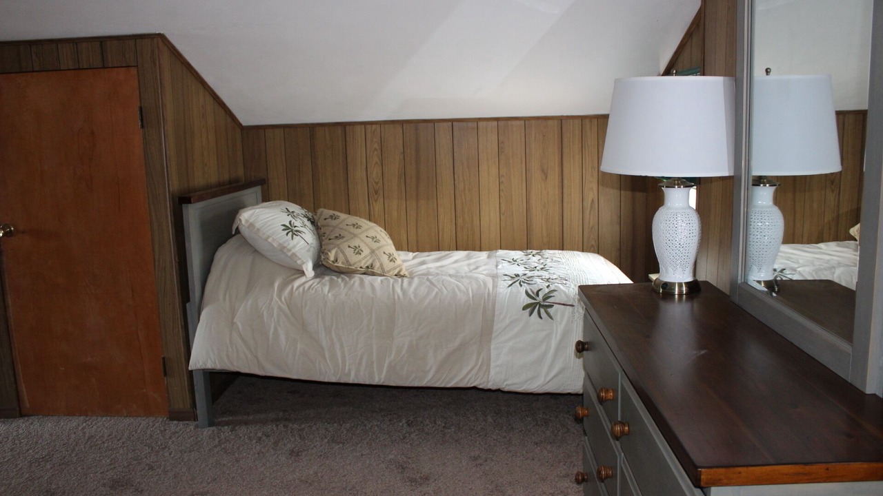 Photo of Bedroom in Driftwood Isles