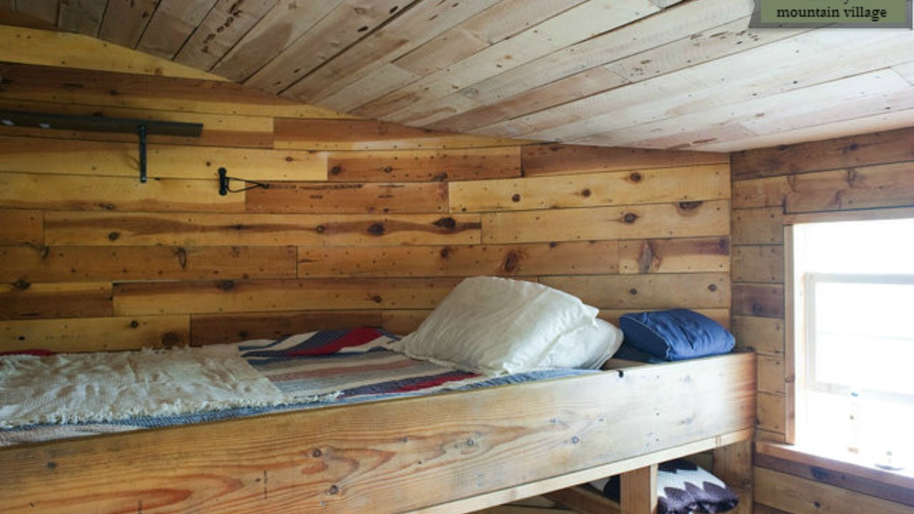 Photo of Bedroom in Gasquet