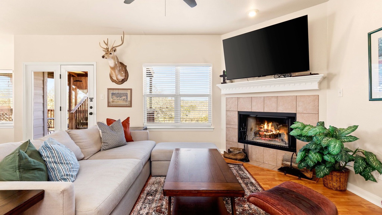 Photo of Bedroom in Canyon Lake