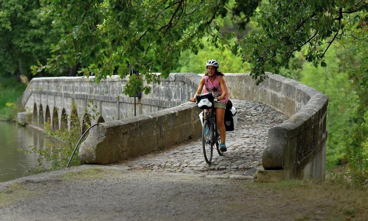Photo of Others in Le Somail