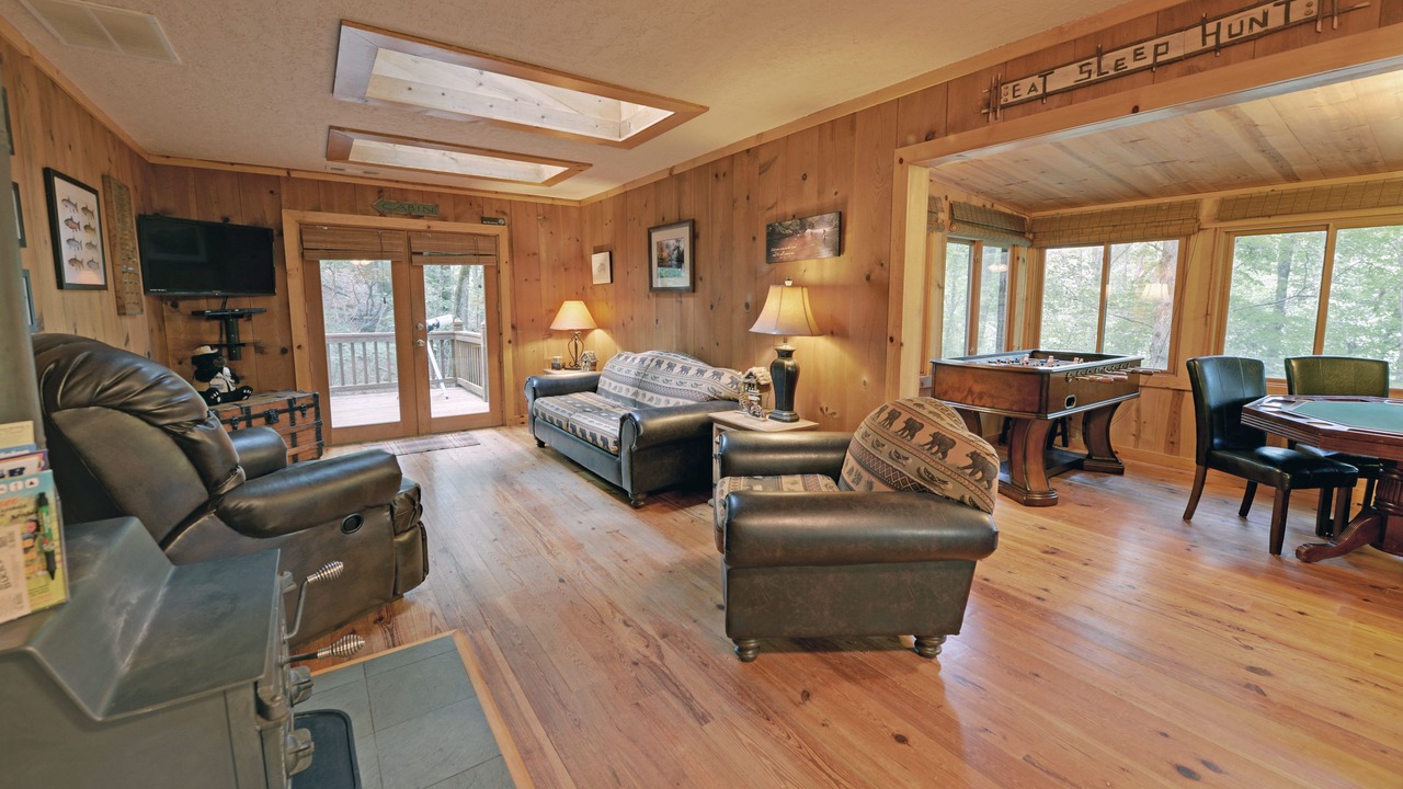 Photo of Livingroom in Cleveland