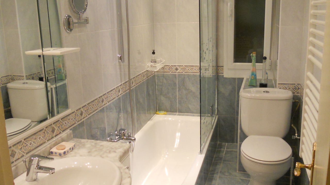 Photo of Bathroom in Haro