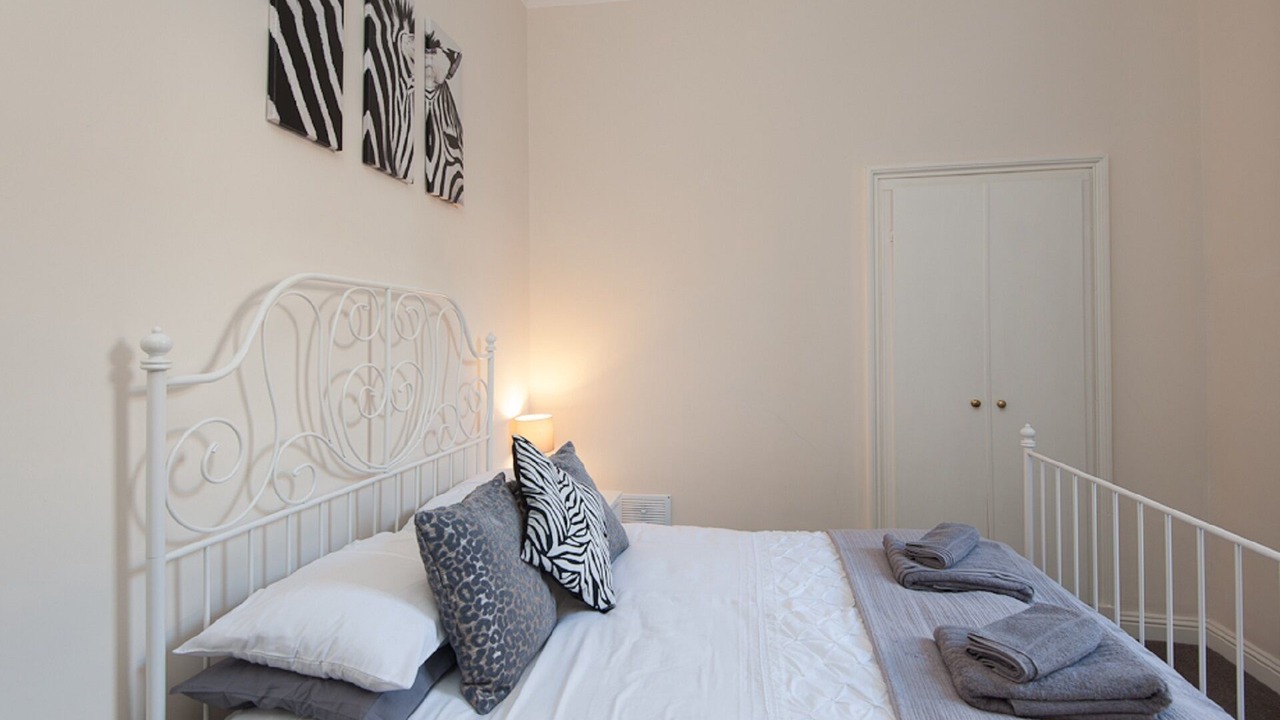 Photo of Bedroom in Tollcross