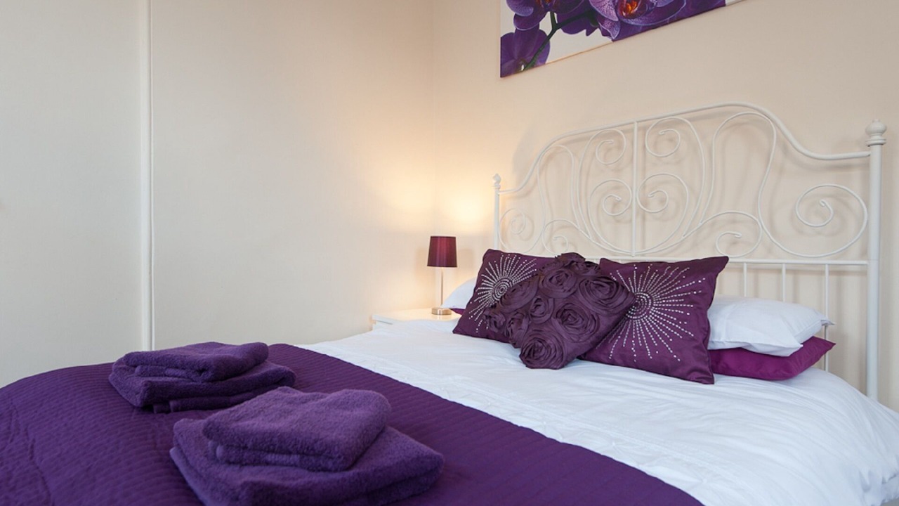Photo of Bedroom in Tollcross
