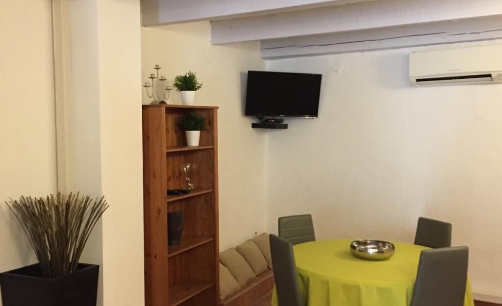 Photo of Others in Tavernes