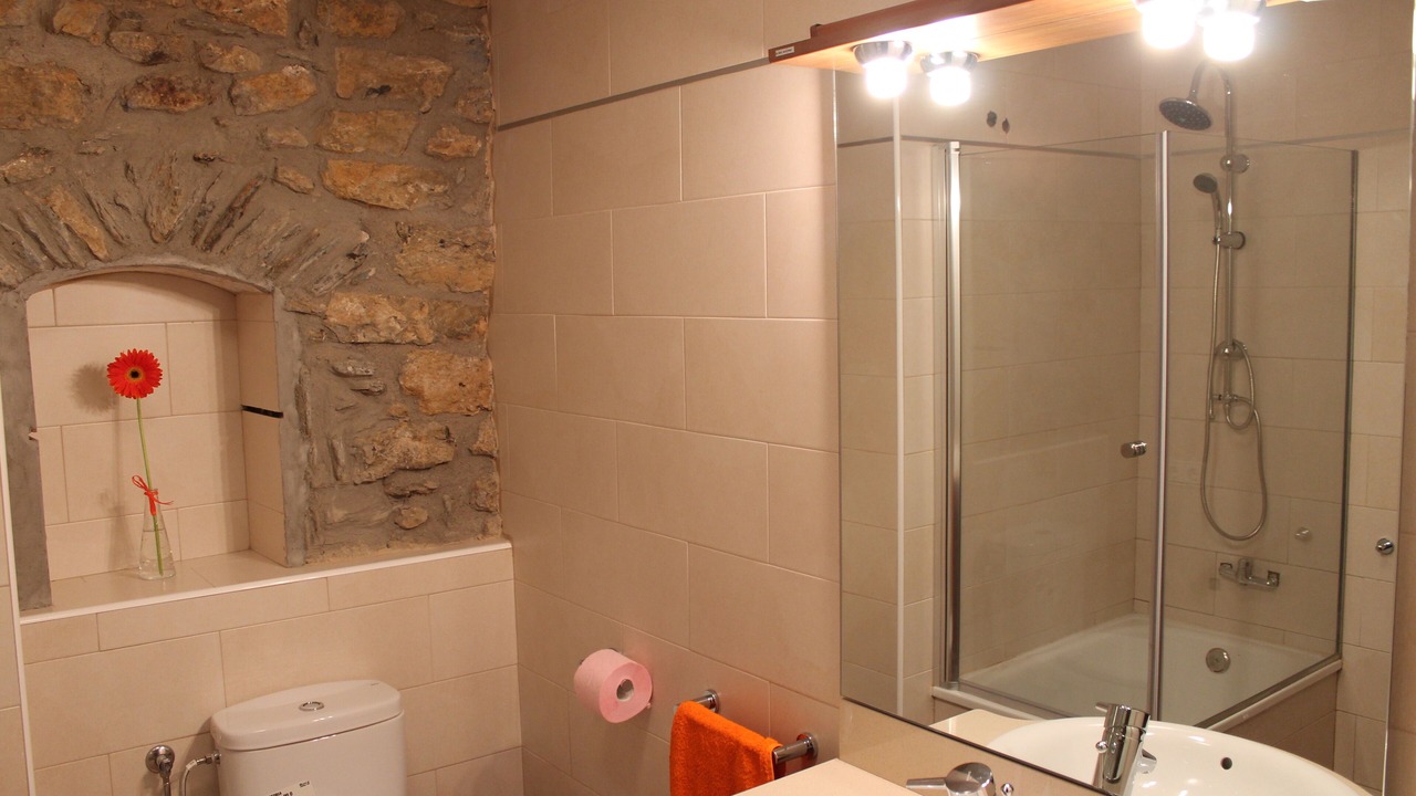 Photo of Bathroom in Sort