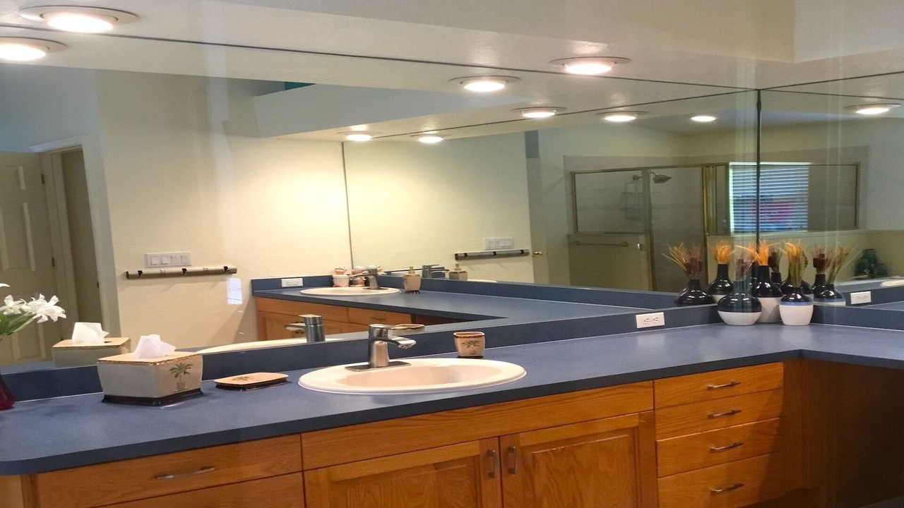 Photo of Bathroom in Tarpon Springs