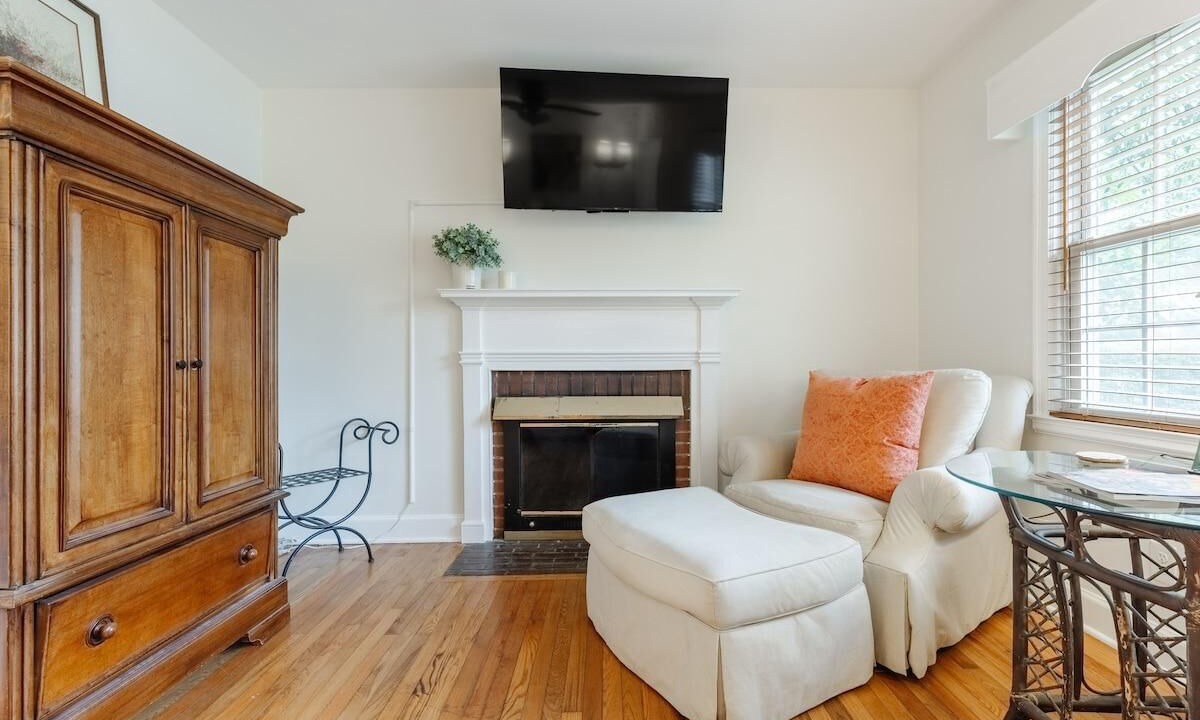 Photo of Livingroom in Greenville