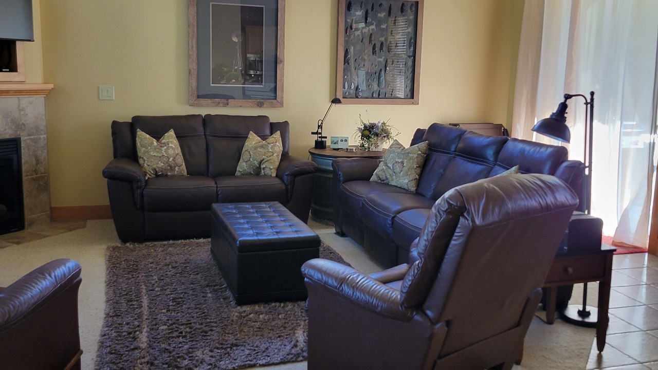 Photo of Livingroom in Redmond