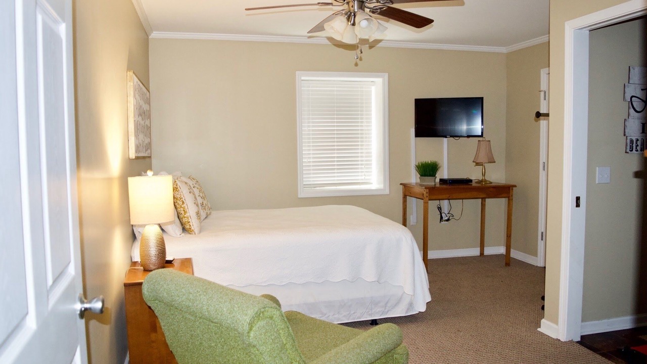 Photo of Bedroom in Troy