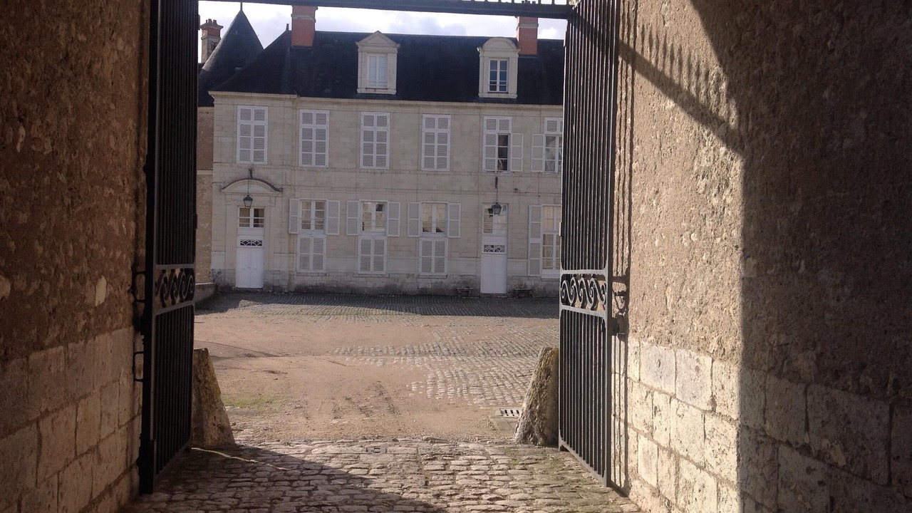 Photo of Others in Avaray