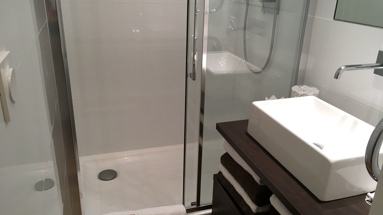 Photo of Bathroom in Avaray