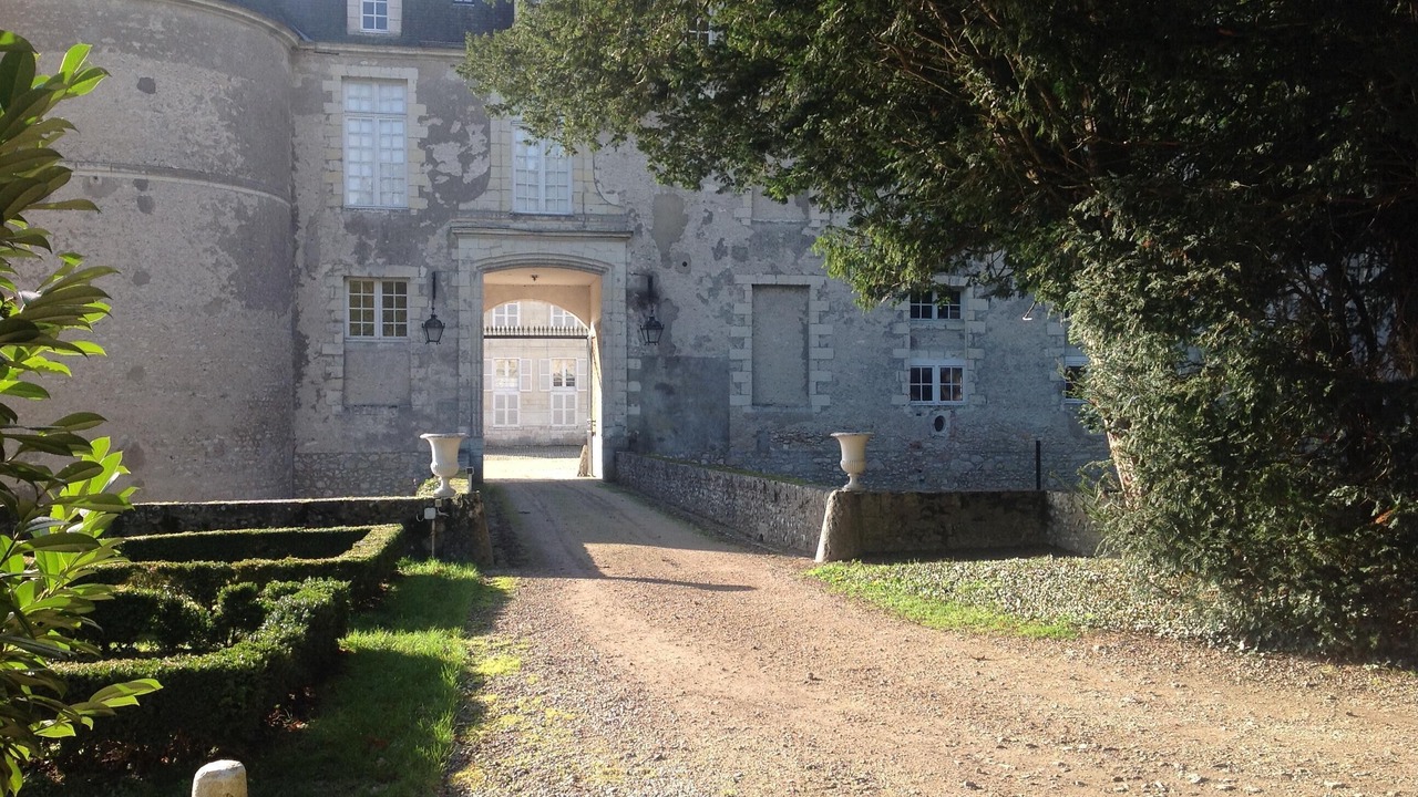 Photo of Outdoor in Avaray