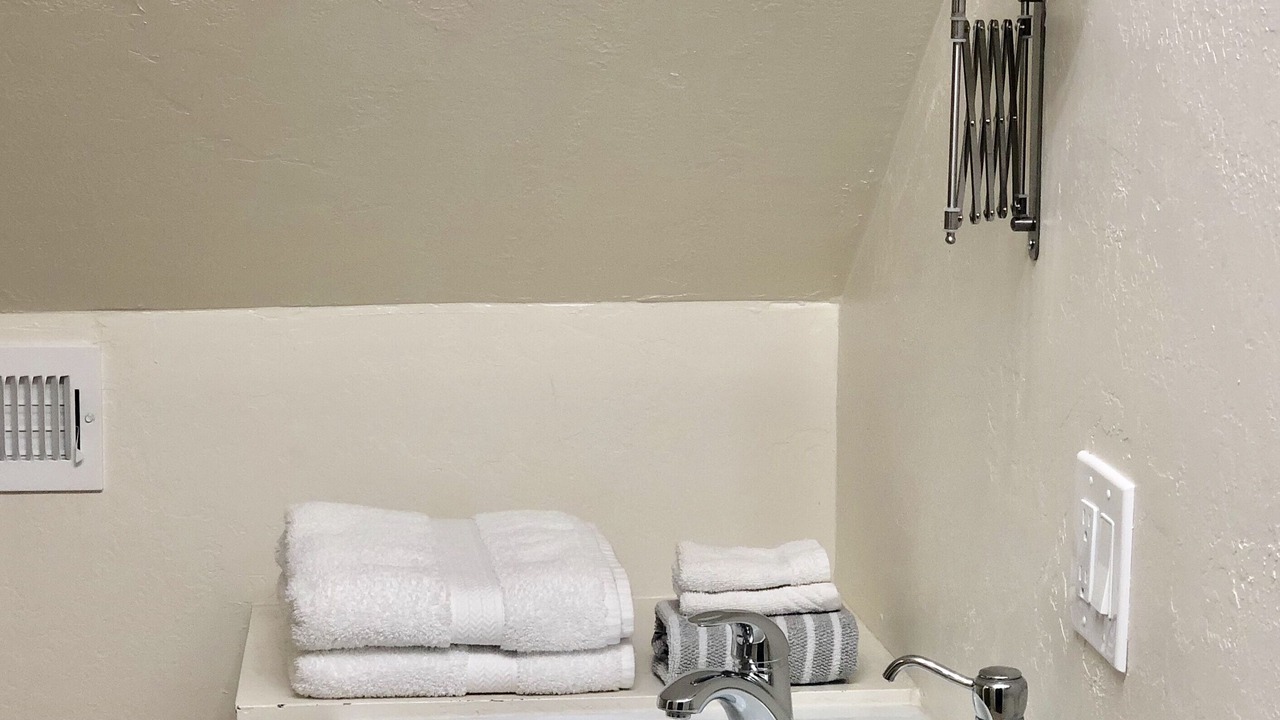 Photo of Bathroom in Murray