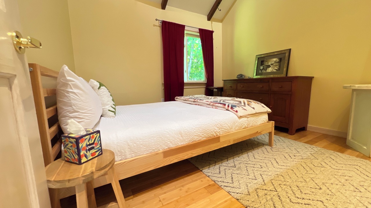 Photo of Bedroom in Stowe Area
