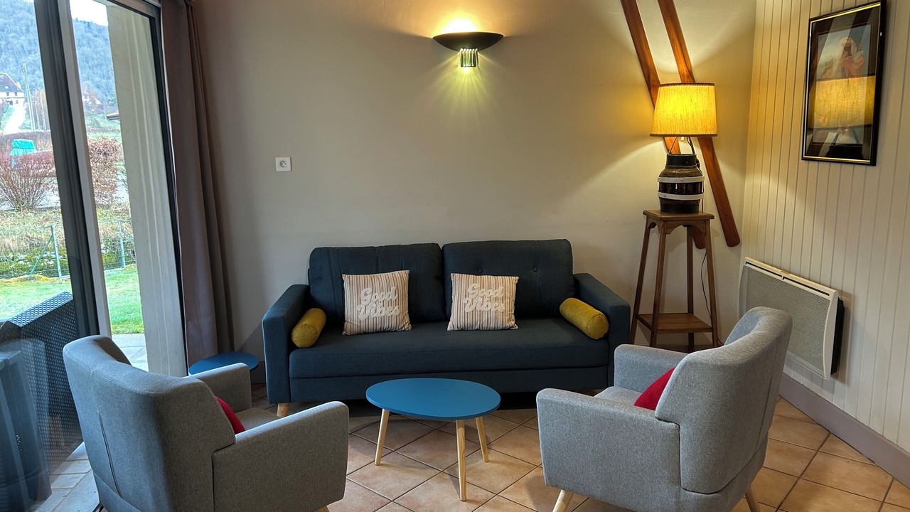 Photo of Livingroom in Nans-sous-Sainte-Anne