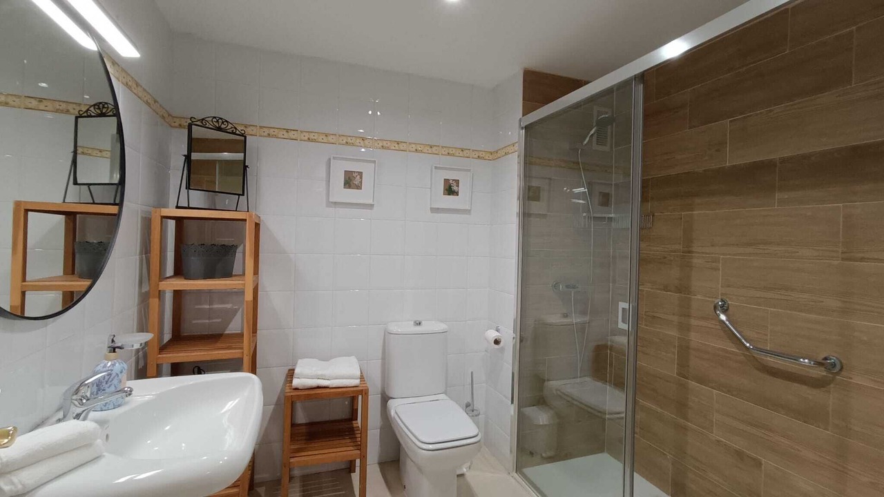 Photo of Bathroom in Urbanizacion Hacienda las Chapas