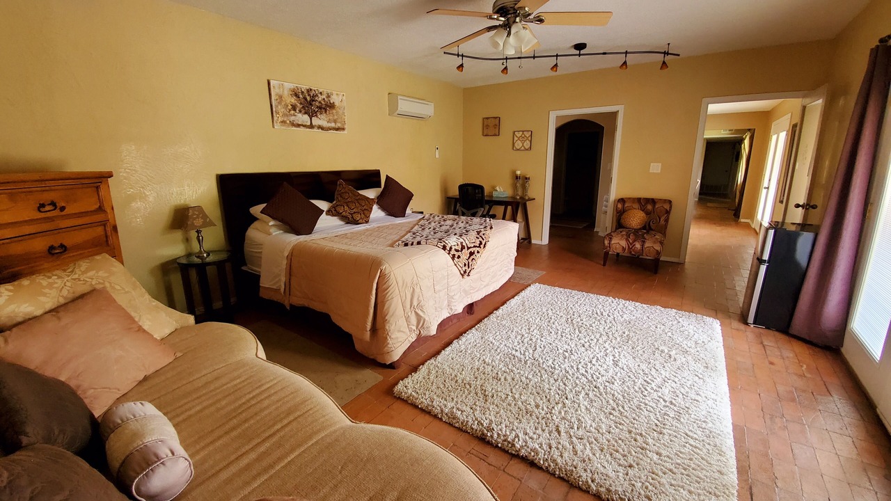 Photo of Bedroom in Alamedan Valley