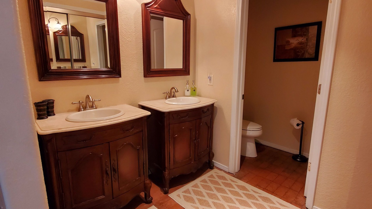 Photo of Bathroom in Alamedan Valley