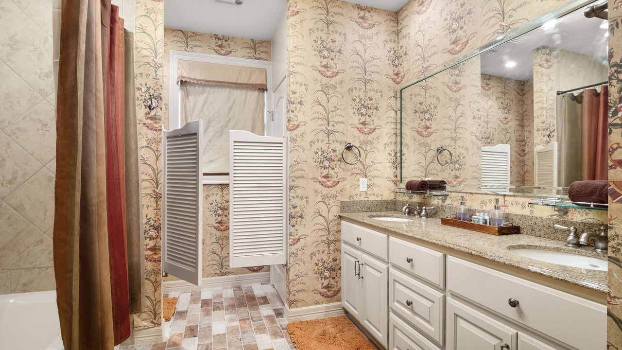 Photo of Bathroom in Negreet
