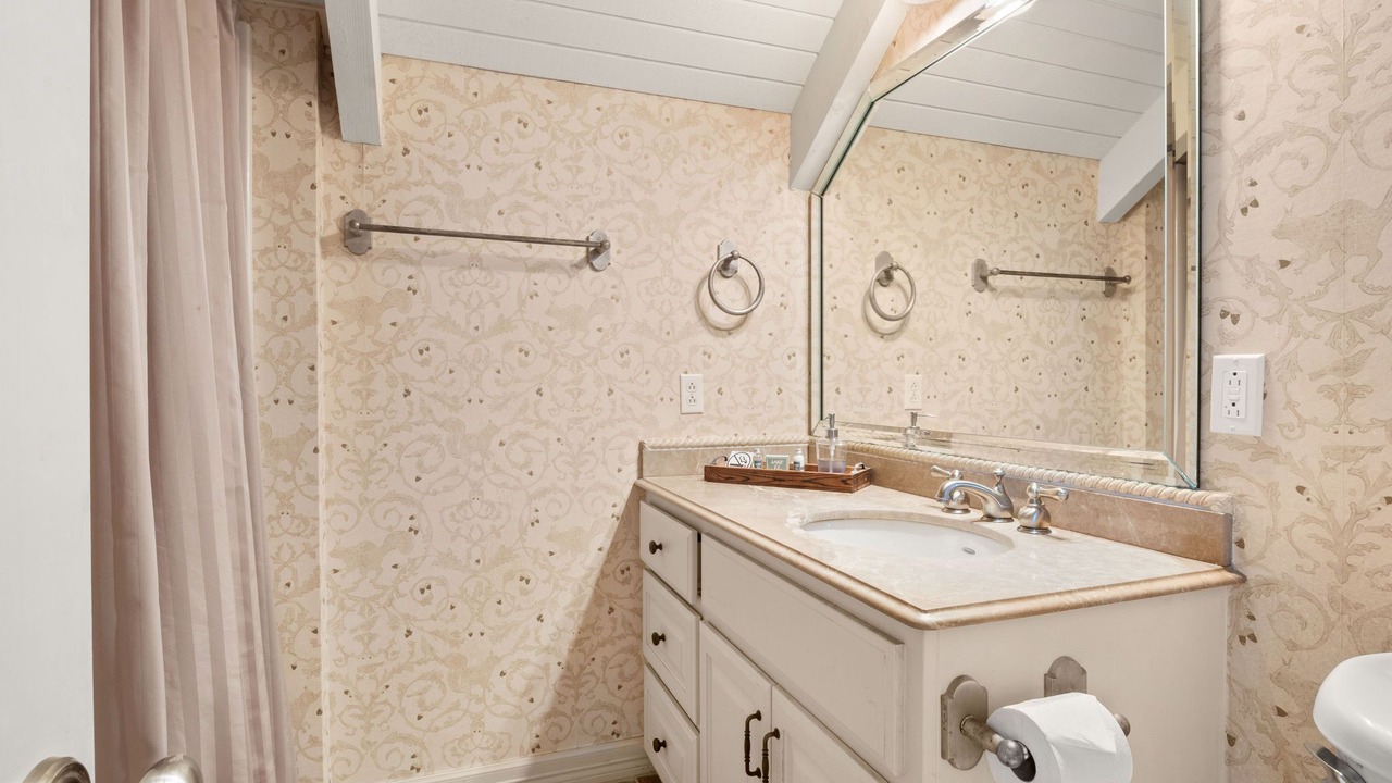 Photo of Bathroom in Negreet