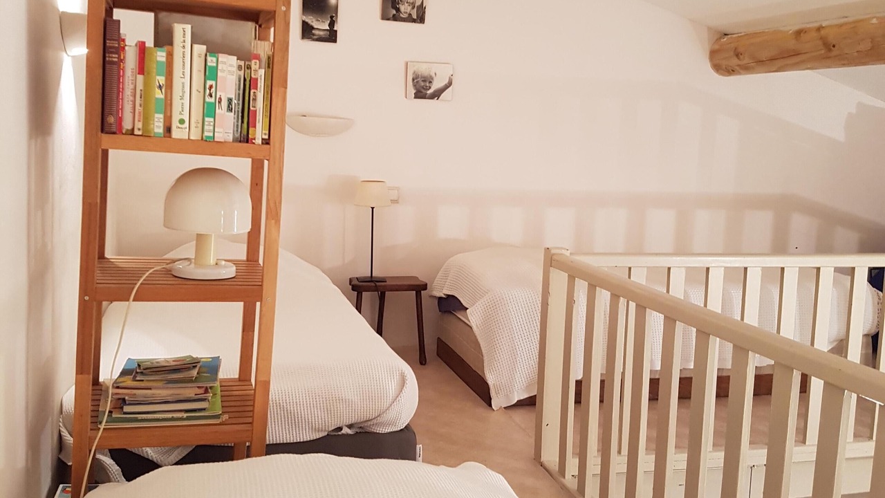 Photo of Bedroom in Mane