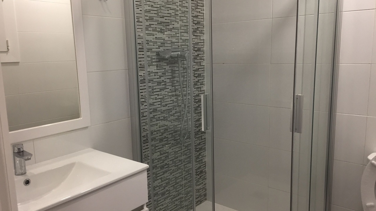 Photo of Bathroom in Collblanc y La Torrassa