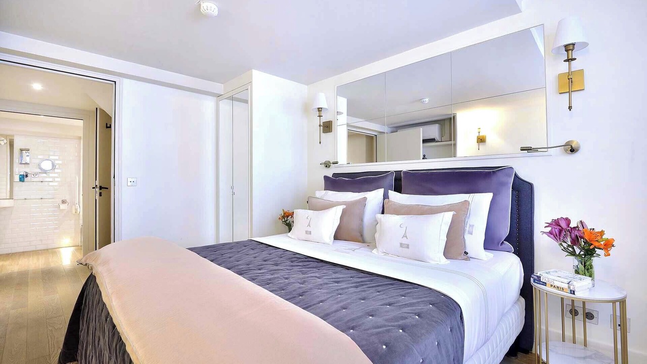 Photo of Others in Paris City Center