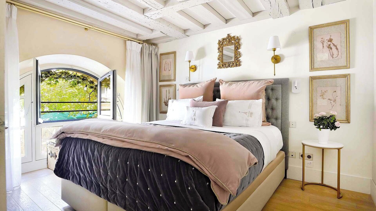 Photo of Others in Paris City Center