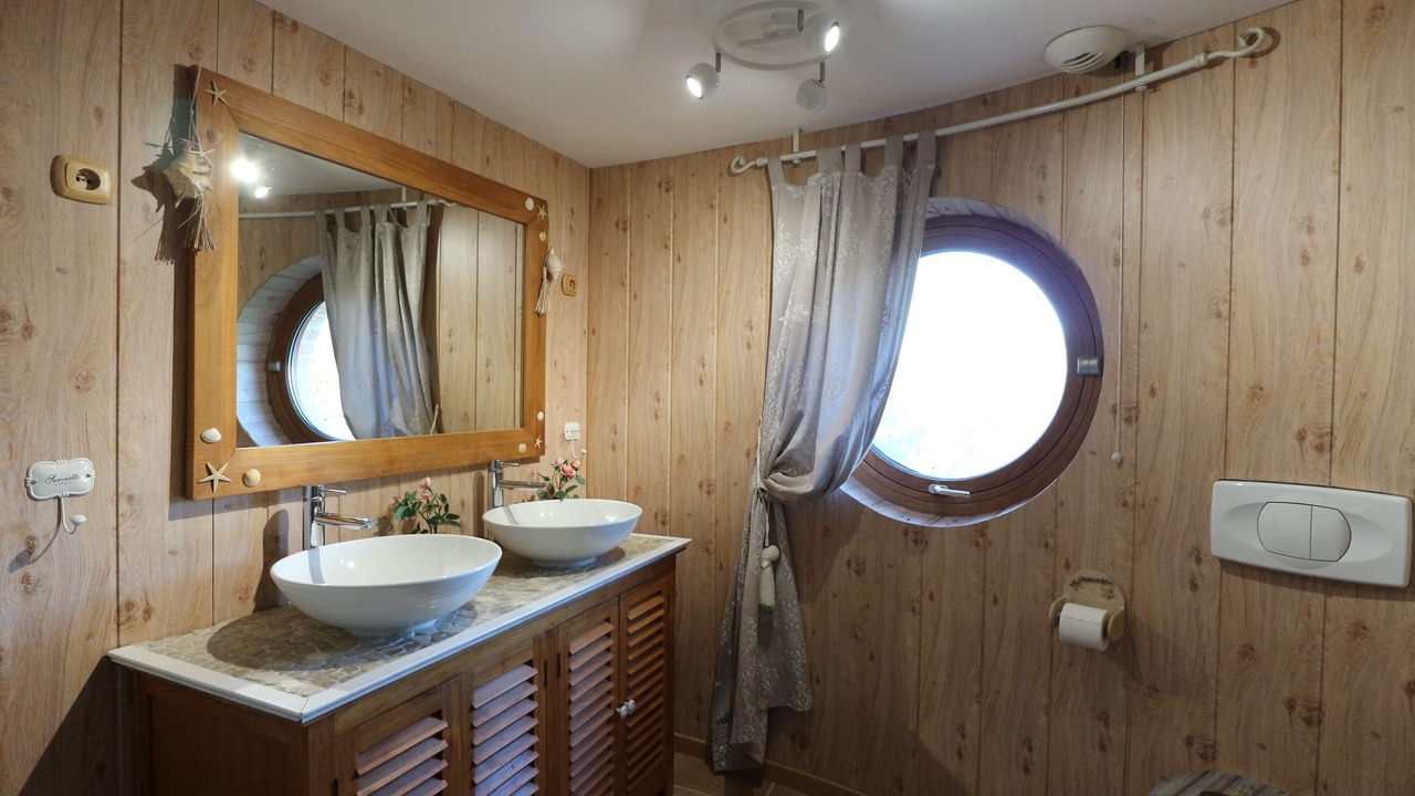 Photo of Bathroom in Saint-Cast-le-Guildo