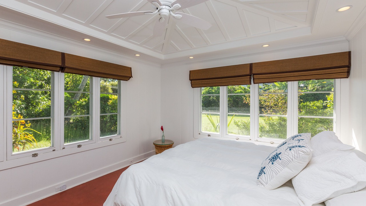 Photo of Bedroom in Lanikai