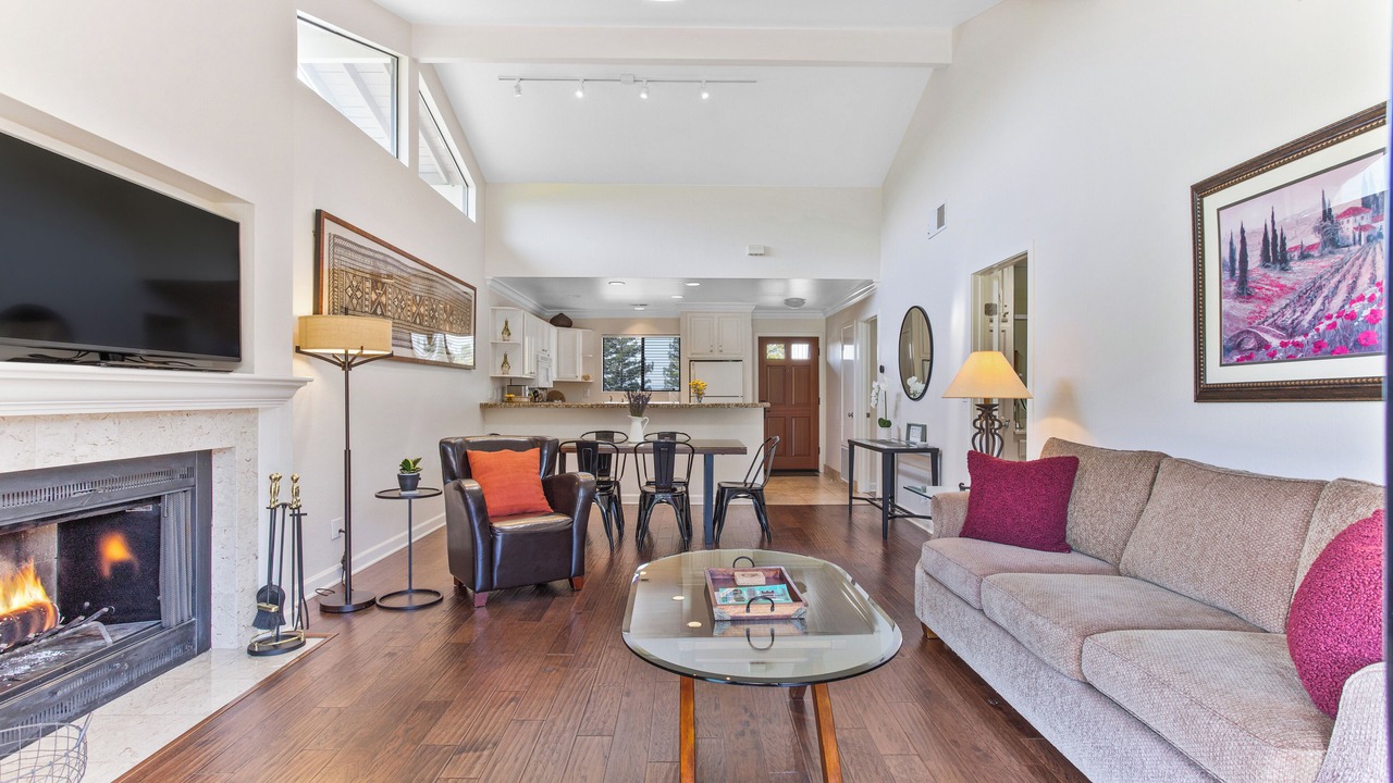 Photo of Livingroom in Napa