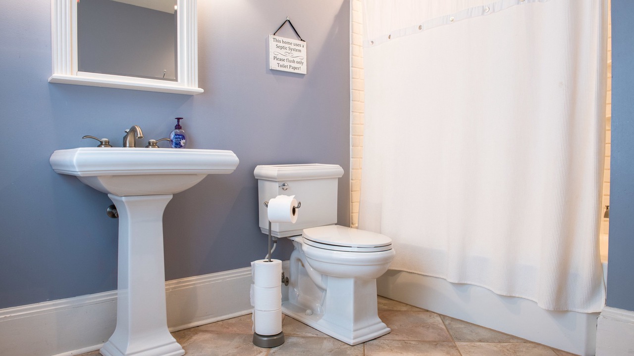 Photo of Bathroom in Haywood